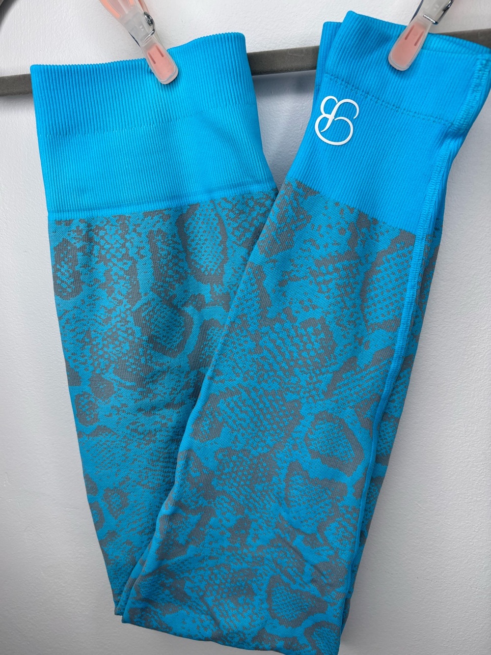 Turquoise Snake Print Seamless Leggings- S